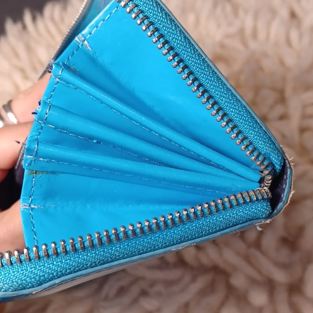 Wallet - Picture 9 of 15